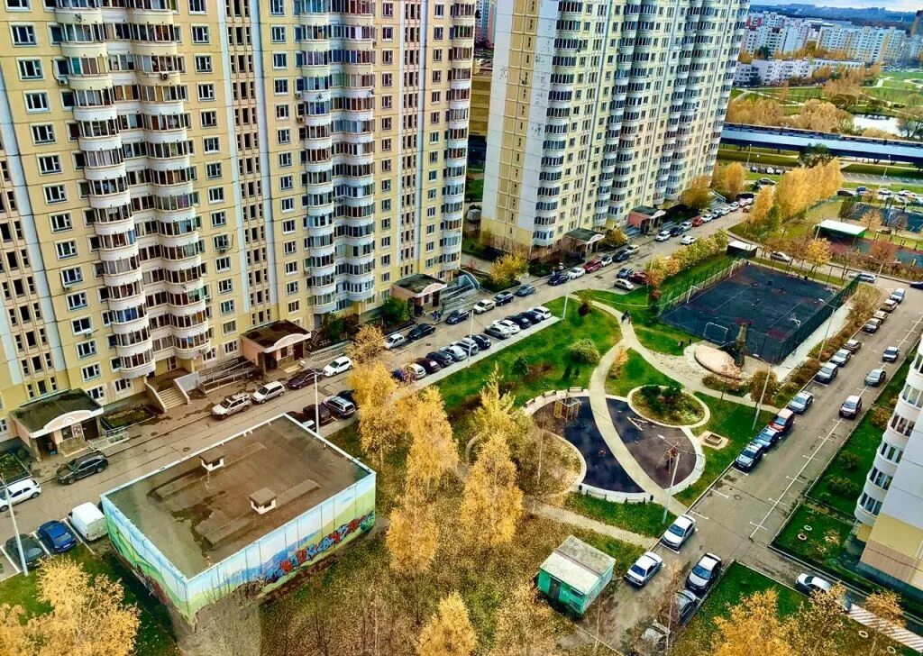 Квартиры на юге москвы. Пик бутово парк 2. Кухня бутово. Южное бутово квартиры. Квартира 2 в южном бутово.