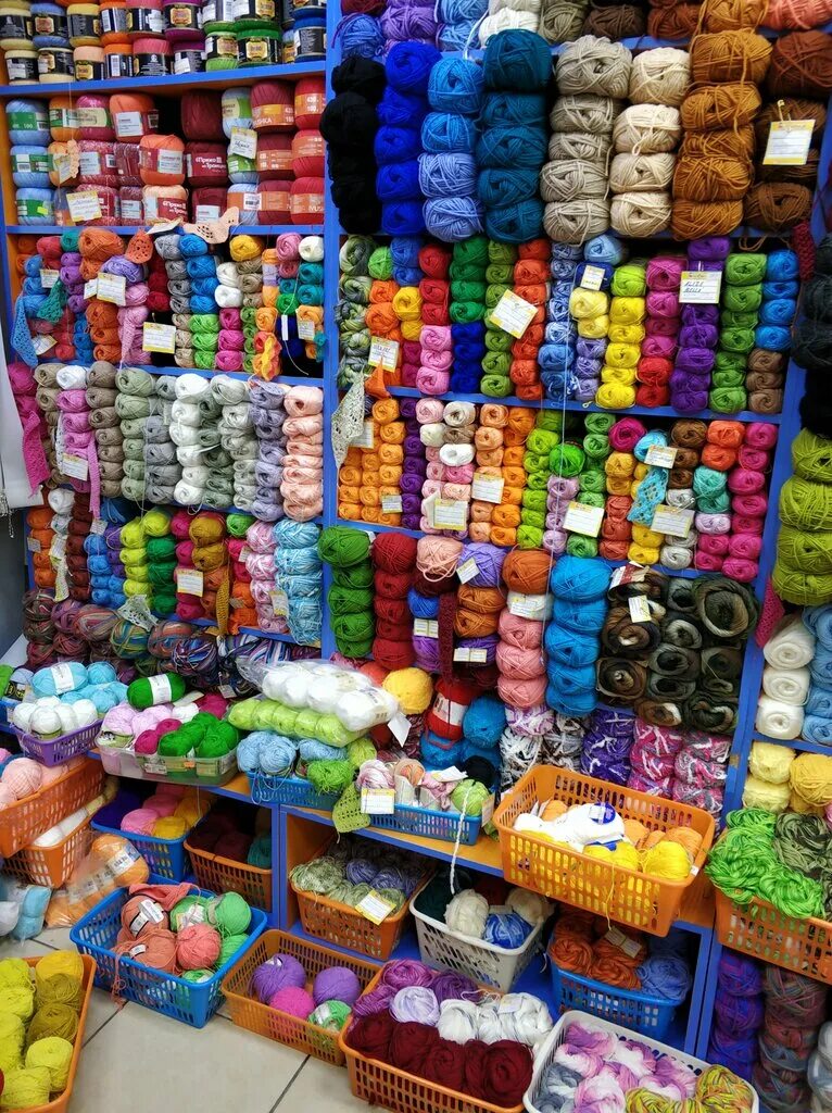 Бусинка магазин рукоделия. Бусинка магазин рукоделия. Пряжа в магазине бусинка. Магазин бусинка в брянске. Пряжа в магазине бусинка.
