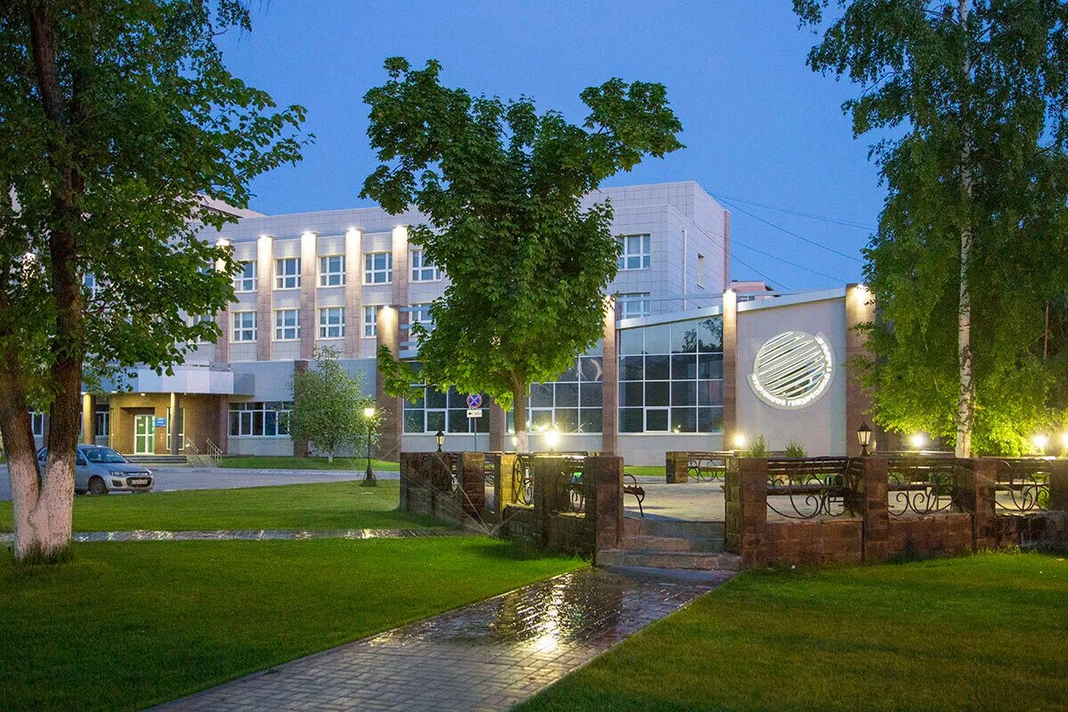 тольяттинский государственный университет главный корпус. тольяттинский госуниверситет. тгу тольятти старый город. тгу тольятти главный корпус. тгу тольятти фото.