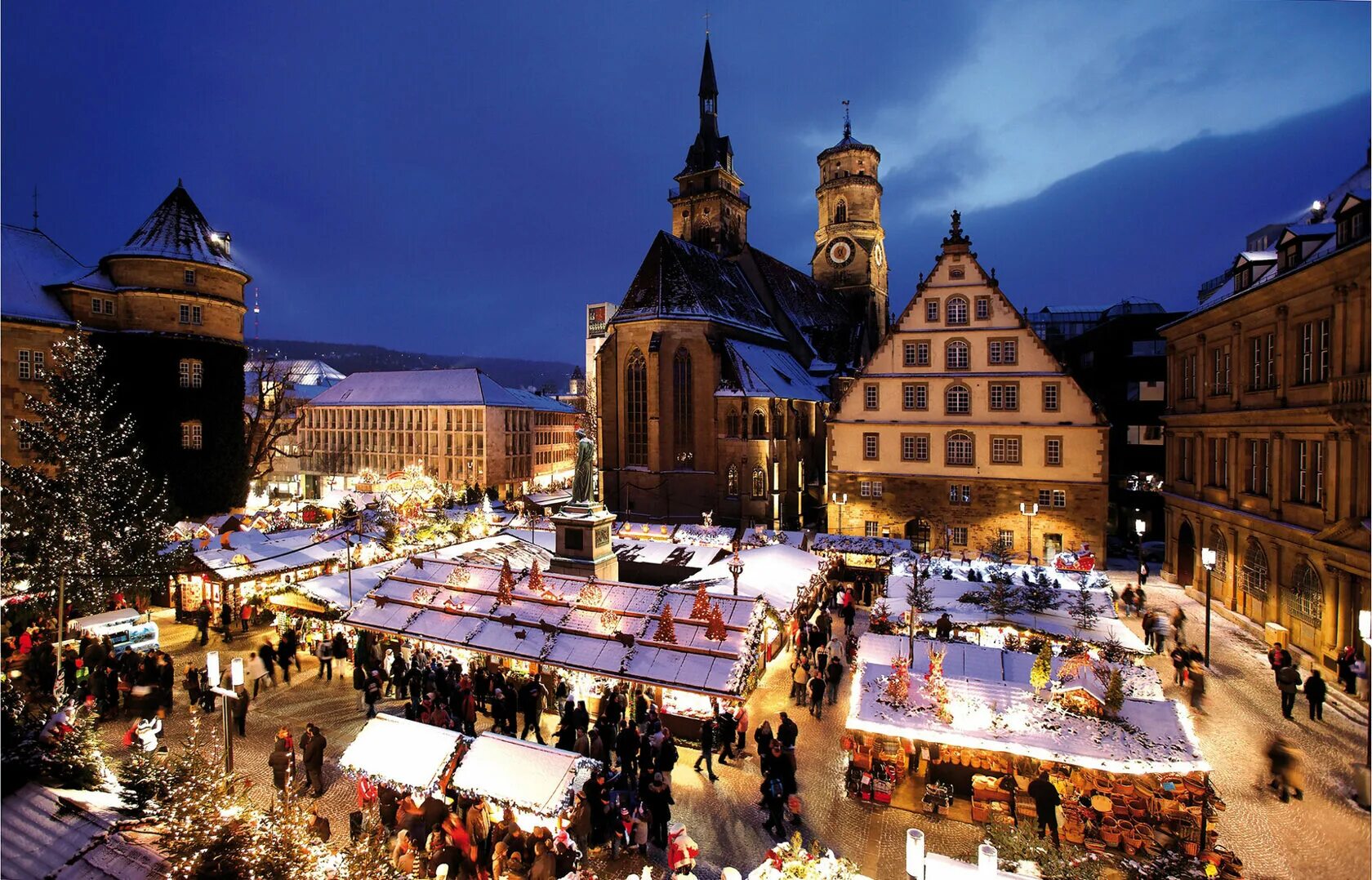 Как празднуют новый год в германии. Frankfurter Weihnachtsmarkt, Франкфурт, Германия. Рождественский рынок Christkindlmarkt Мюнхен. Штутгарт Германия Рождественская ярмарка. Weihnachtsmarkt в Штутгарте.