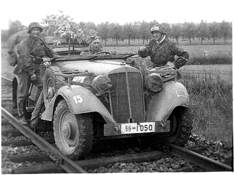 Бронеавтомобиль sd kfz 231. Dkw f5-700. Немецкая легковушка 6. Легковые мерседес 170. 70.