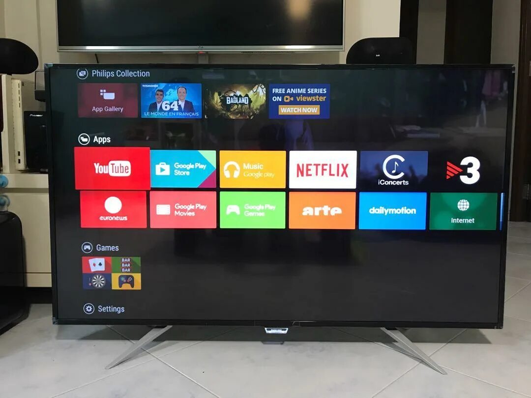 Филипс с андроидом. Philips Android TV диагональ 200. Телевизоры Philips андроид. Android TV 11 Филипс. Телевизор Philips 49pus7272 48.5" (2017).