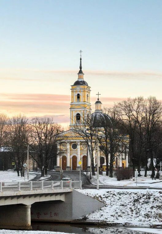 Церковь илии пророка на пороховых в спб. Храм святого пророка илии на пороховых. Храм ильи на пороховых спб. Церковь илии пророка на пороховых санкт-петербург фото. Храм ильи на пороховых спб.