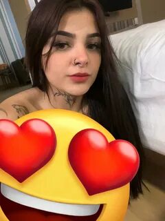 Karely Ruiz. @karelyruiz_mx. 