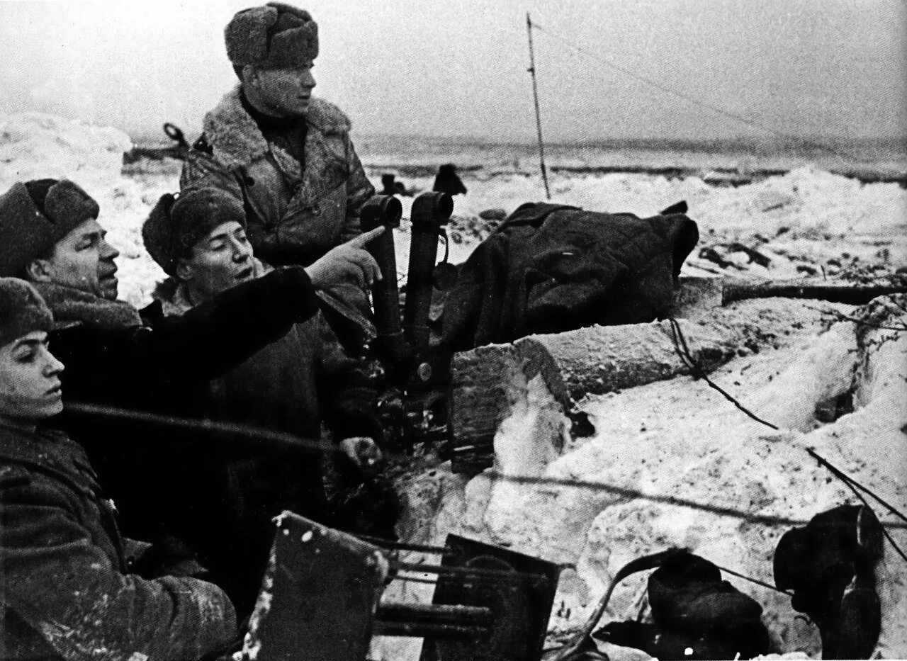 Операция искра ленинград 1942. Великая отечественная война демянский котёл. Волховский фронт зима 1942. Сталинградская битва мертвые. Операция искра блокада ленинграда.