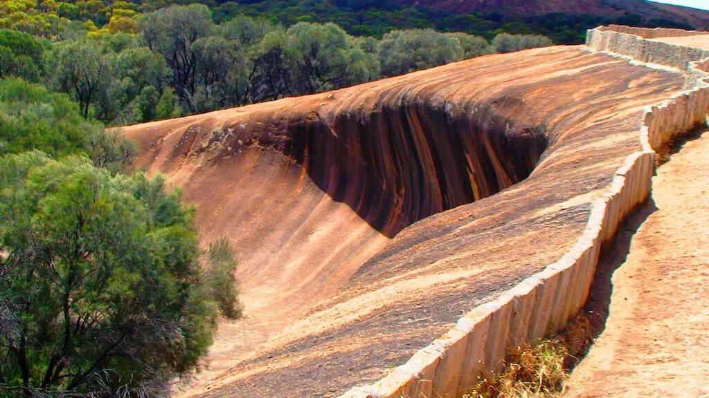 Стена в австралии фото Why did the Australians build the longest fence in the world! YouTube