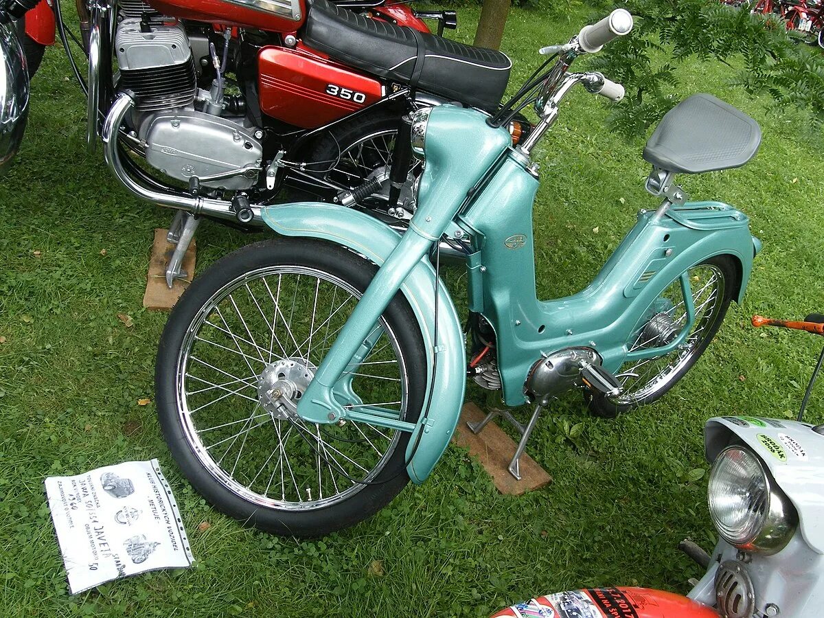 Jawa 50. Jawa 50 pioneer. Jawa 50 classic. Ява 50 кубов. Мотоцикл ява 50.