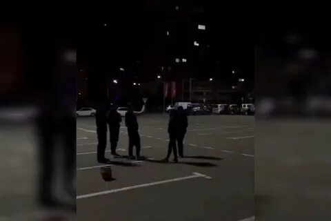 С парковки вылетела машина в краснодаре