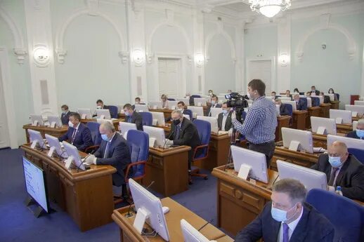 Бюджет законодательного собрания. Депутаты Заксобрания Омской области. Депутаты Омского Законодательного собрания. Артемов Омск Заксобрание. Депутаты Законодательного собрания Омской области 2021 фото.