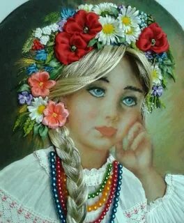 Вышитые девушки