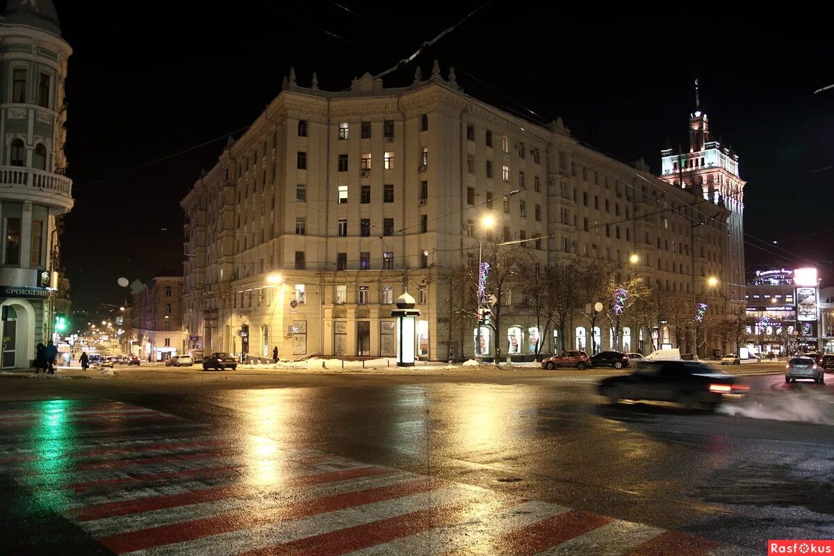 площадь свободы харьков 2020. харьков красивый город. г харьков 3. г харьков 3. сумская улица харьков.