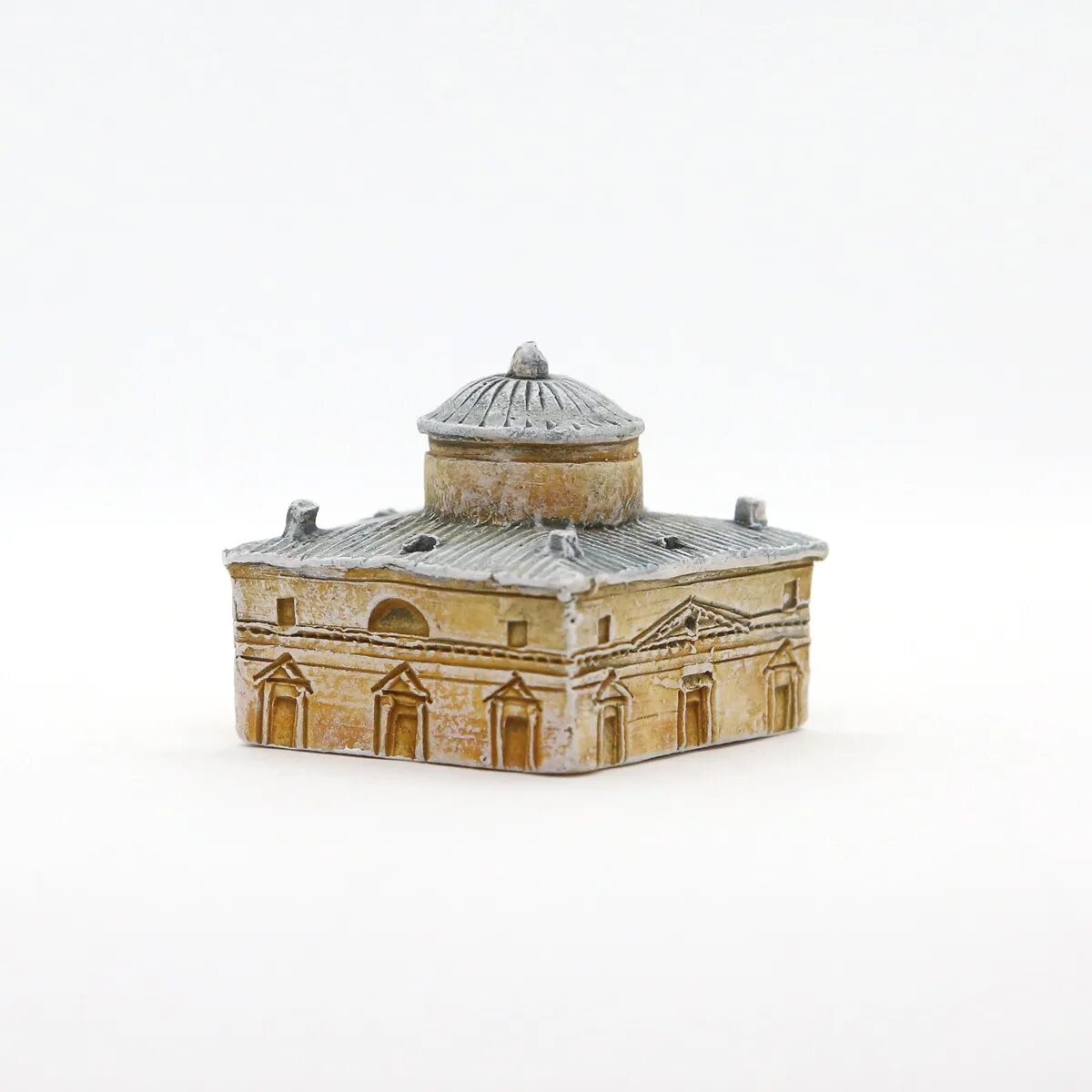 Миниатюра храм. Церковь миниатюра. Исаакиевский собор из бумаги. Сборная модель исаакиевский собор. Церкви из дерева в миниатюре.