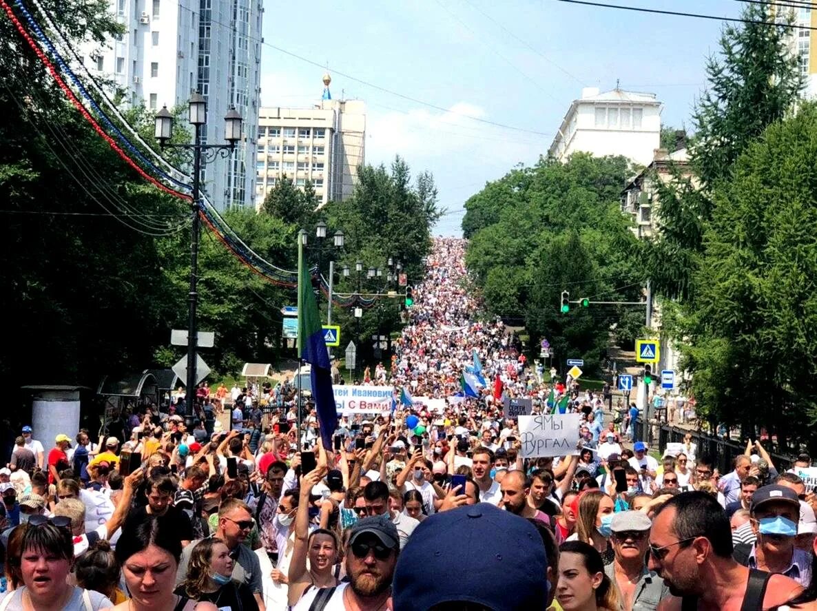 Хабаровск митинг 2020. Протесты в хабаровске. Митинги в хабаровске в поддержку фургала. Хабаровск митинг 2020. Хабаровск фургал митинги 2020.