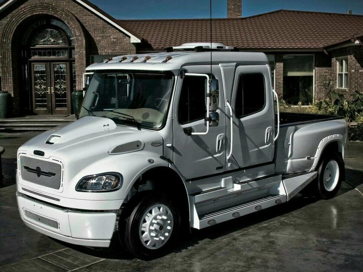 Freightliner Business class m2 Sportchassis. Freightliner m2 Business class 4x4. Freightliner m2 Pickup. Freightliner m2 4x4.