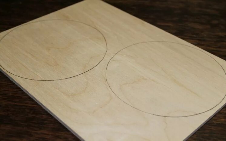 Проект на тему подставка под горячее Sagaform: Oak trivet 2way Ahşap işleme, Ahşap işleri ve Ahşap mutfaklar