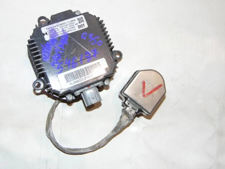 Блок розжига ксенона ниссан патфайндер. Блок розжига ниссан патфайндер r51. Блок розжига для ксенона nzmns111lbna. Блок розжига для ксенона nzmns111lbna. Блок розжига ксенон нисан z 51.