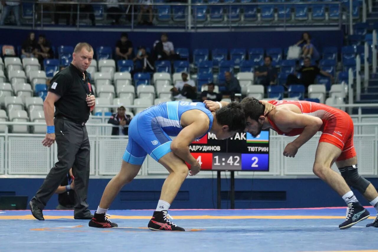 Греко римская борьба чемпионат мира 2021. Чемпионат мира по вольной борьбе 2021. Мансур усманов вольный борец. Греко римская борьба чемпионат мира 2021. Судейство спортивной борьбе.