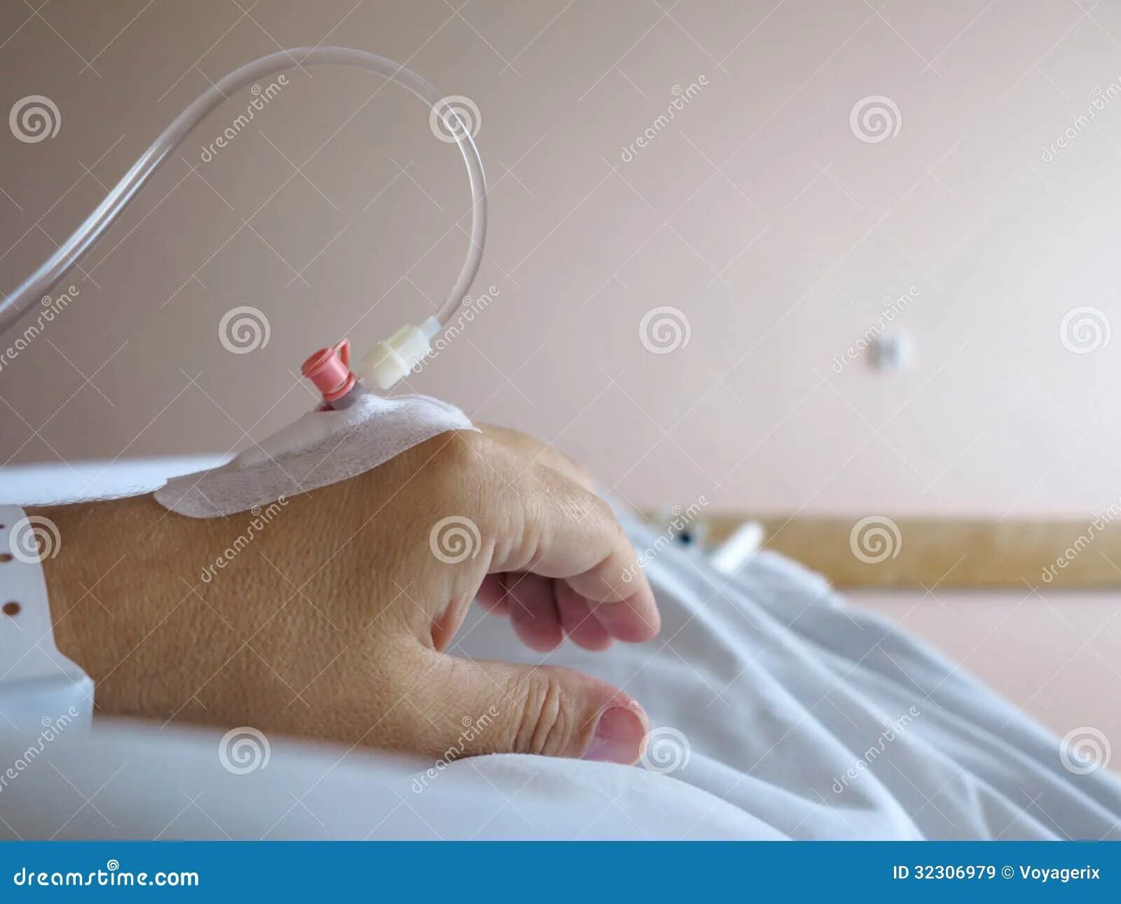 Iv терапия капельницы. Iv do. Солевая капельница. Iv do. Pr12-4dn датчик индуктивный.