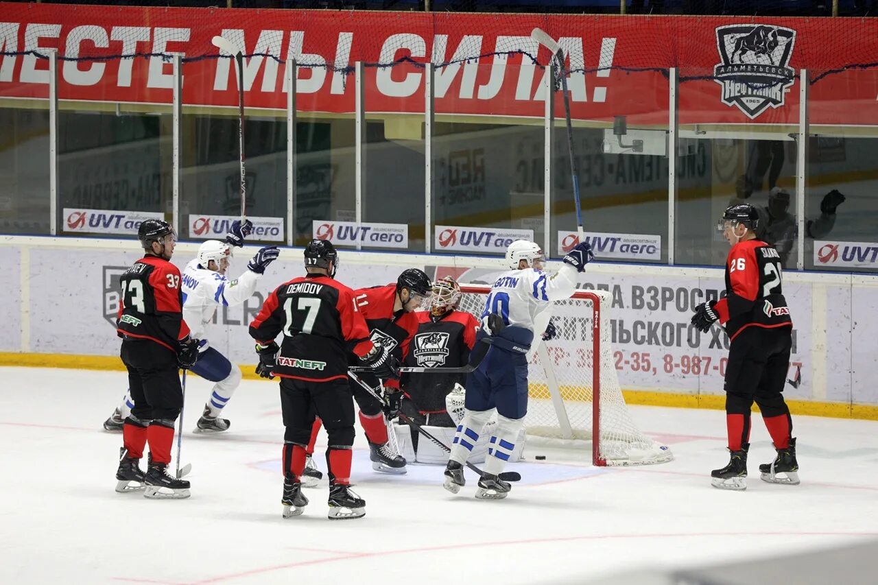 Богатырь альметьевск нефтяников. Богатырь альметьевск нефтяников меню. Богатырь альметьевск нефтяников. Кафе богатырь альметьевск нефтяников. Богатырь альметьевск нефтяников.