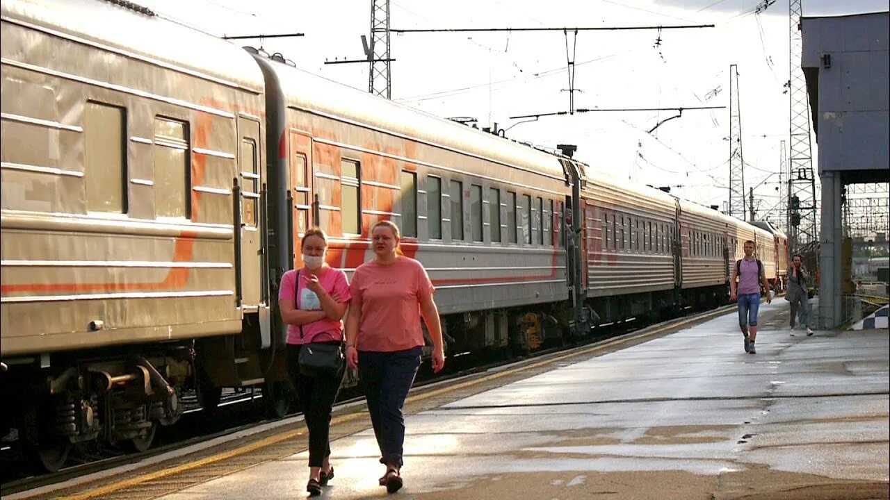 Движение поезда абакан москва. Поезд 077 Абакан Москва. Поезд Абакан. Поезд Пермь Абакан. Поезд Москва Абакан.