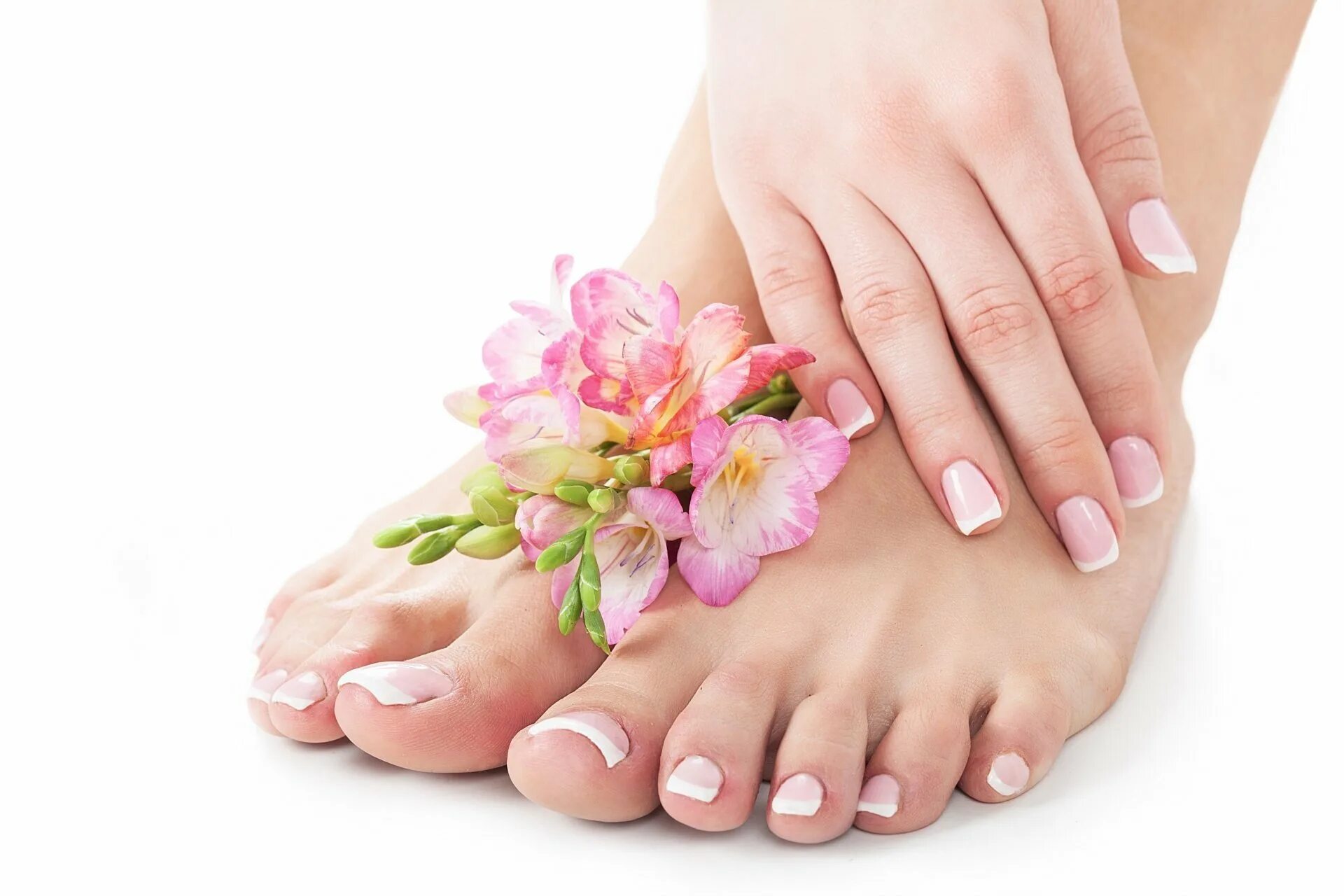 Manicure pedicure. Маникюр и педикюр. Красивые ногти на ногах. Красивый педикюр. Красивые ногти на руках и ногах.