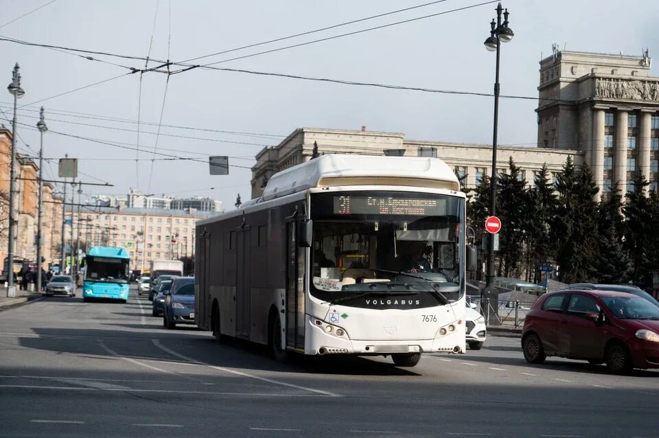 Транспорт спб 2022. Автобусы санкт петербург новоселье. Автобус санкт-петербург 2022. 141 автобус санкт петербург. Автобусы санкт петербург новоселье.
