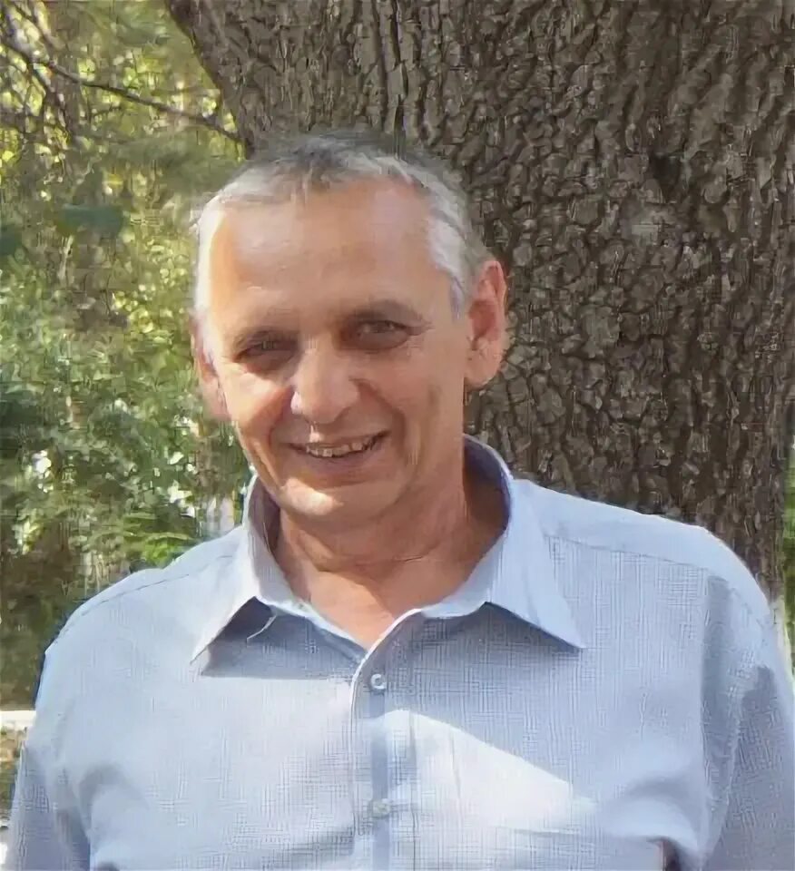 Александр Васильевич, 71 год, по знаку зодиака Лев хочет познакомиться с девушко