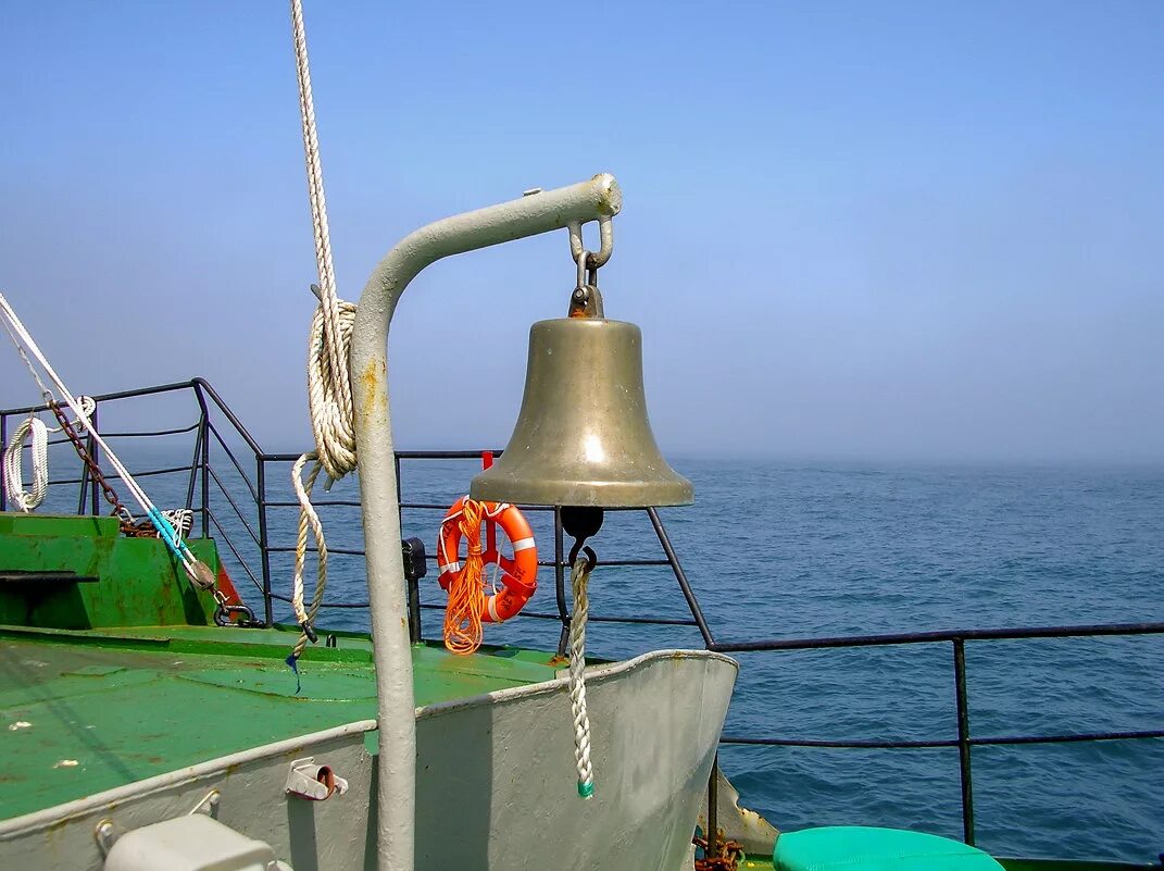 на парусном корабле фридрих. экипаж морского судна. получасы на корабле. моряк на паруснике. матросы на паруснике.