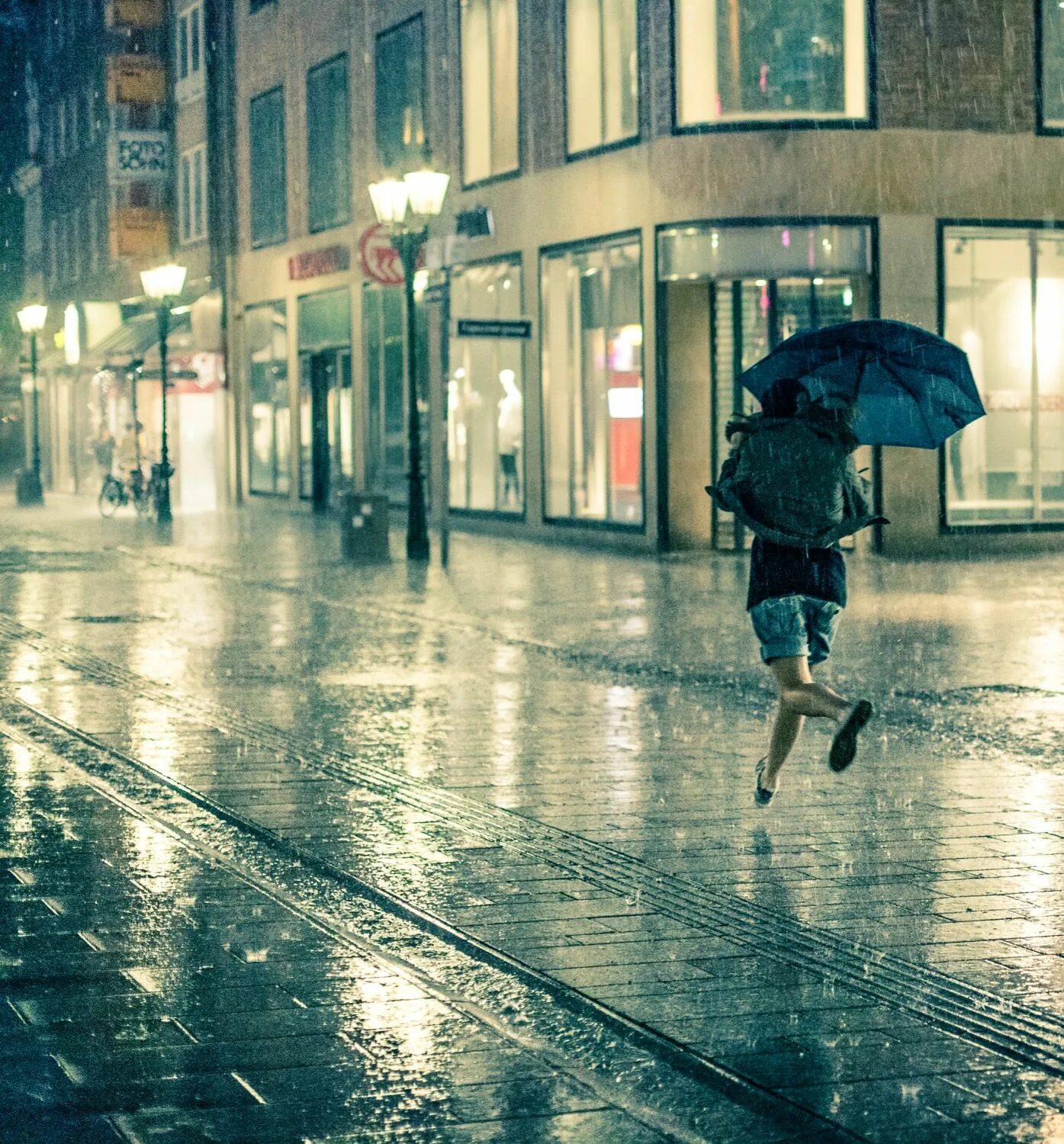 Уличные фотографии в дождь. Best Street Photography. Marius rain