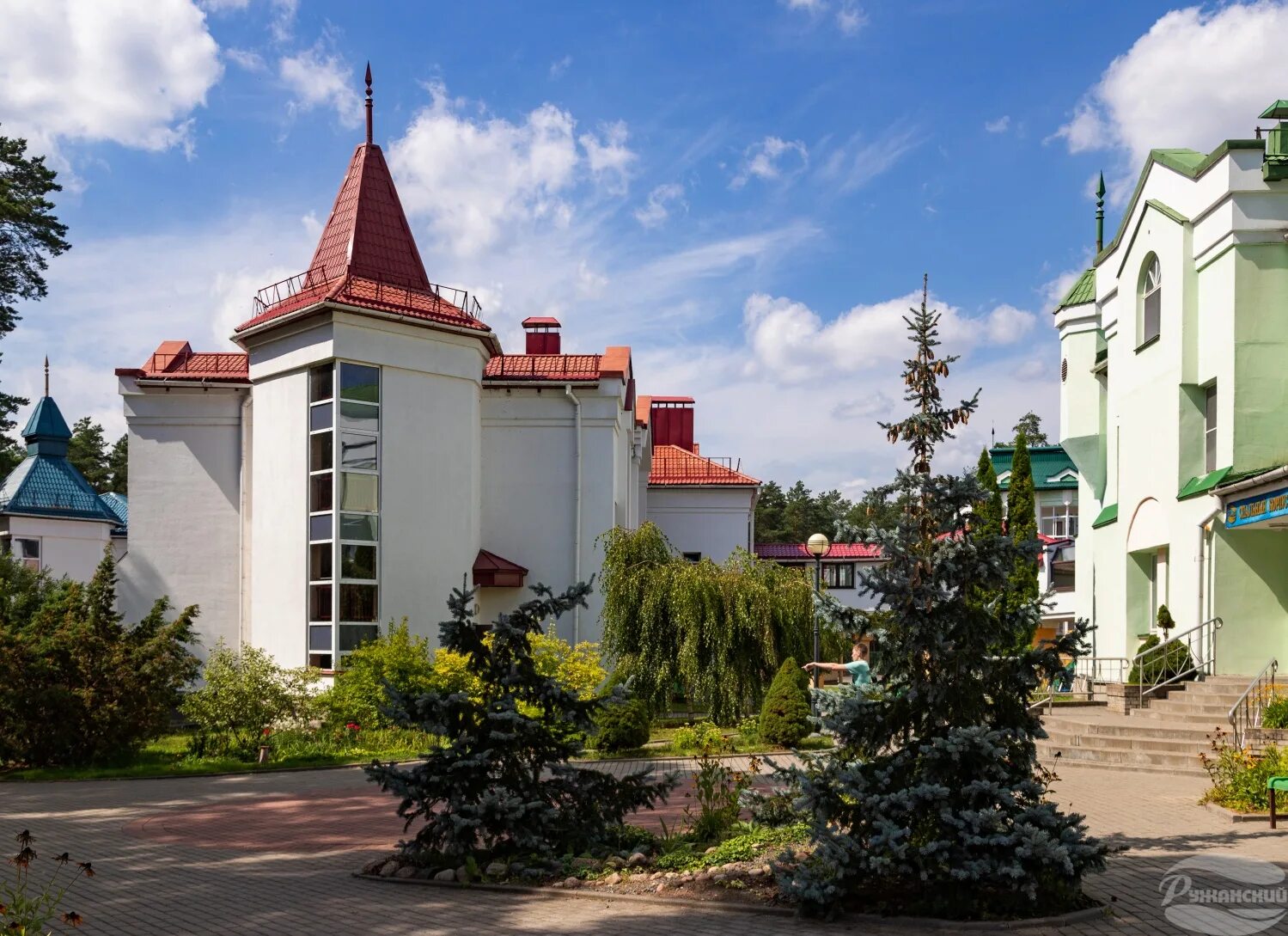 сколько санаториев в белоруссии. санаторий беларусь озерный санаторий. ружаны беларусь санаторий. санатории профсоюзов беларуси. сколько санаториев в белоруссии.
