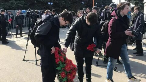 Подари мне сокол на прощание саблю