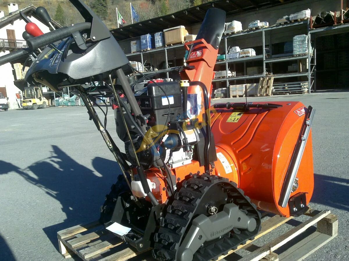 Масло снегоуборщик хускварна. Husqvarna st 327. Al-ko снегоуборщик бензиновый st227. Масло husqvarna 5w30. Снегоуборщик хускварна st224.