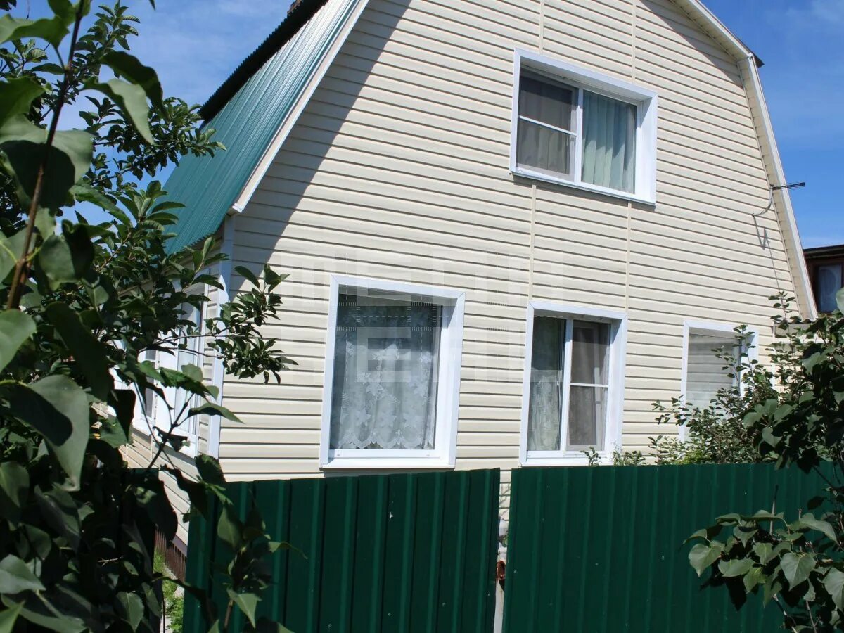 Дача стеклянка. Дачи на ангарском. Продажа домов в ангарске в большое жилкино. Дача утес дом кирпич 850000 ангарск. Дачи на ангарском.