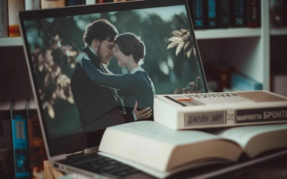 Filmshd. Filmshd. Filmshd. Filmshd. Заставка киностудии.