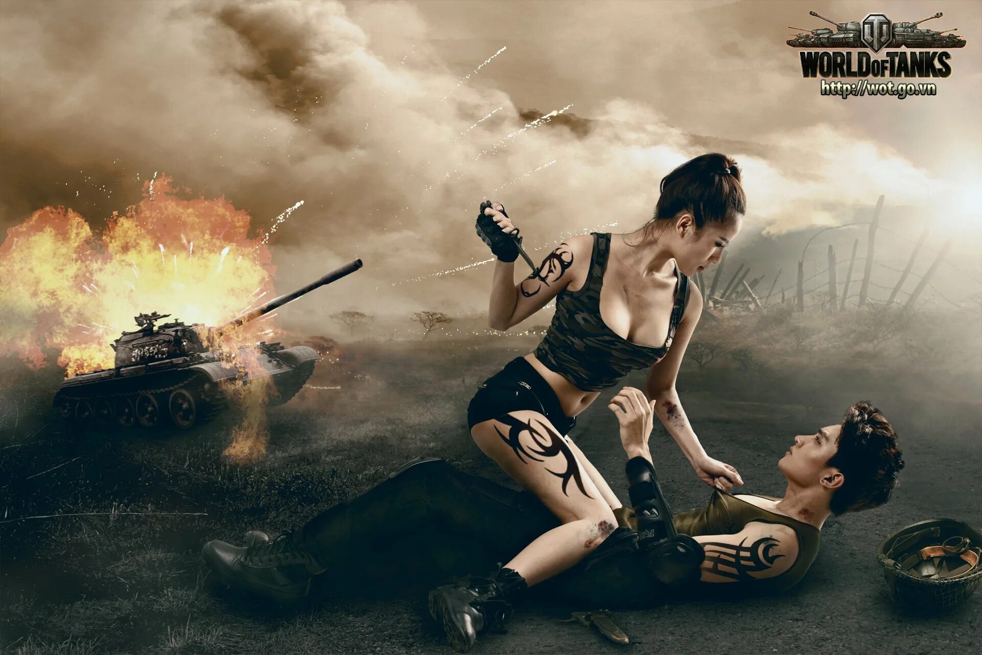 Девушка на ракете. Девушка танкист. Надписи на снарядах. Милитаризованные девицы аниме. Бойко танкистка.