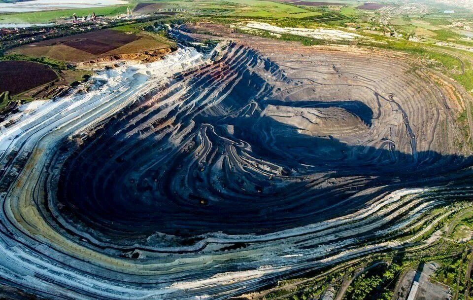 кма лебединский гок. лебединский гок губкин. лебединский горно-обогатительный комбинат. карьер лебединского гока г губкин белгородская обл. карьер лгок губкин.