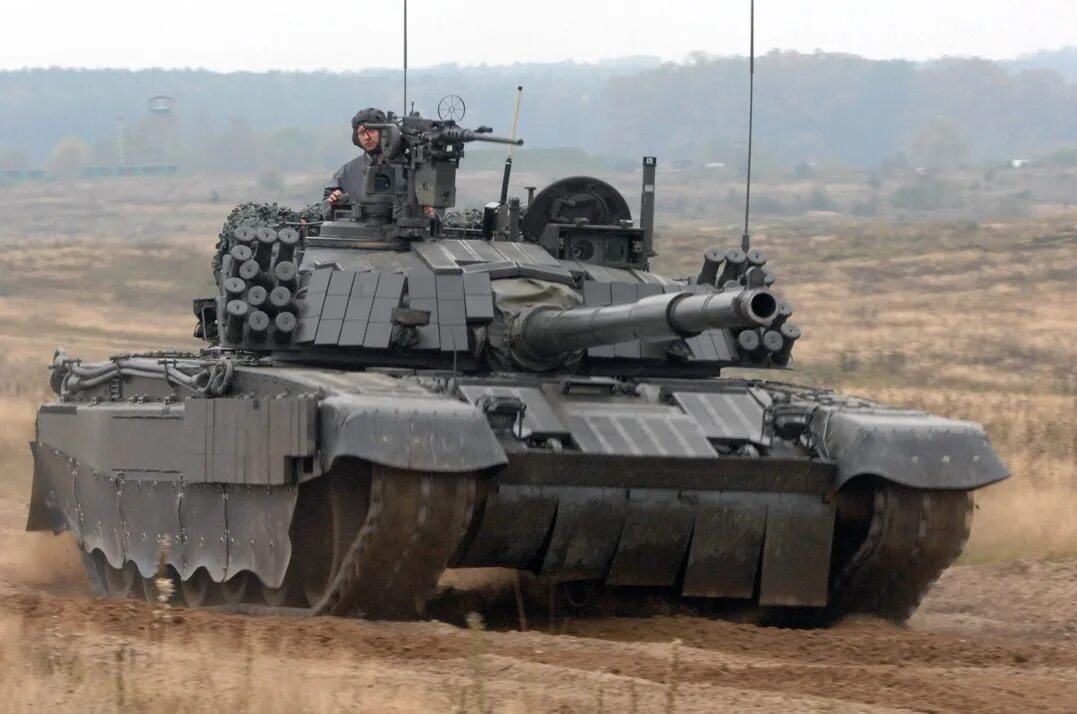 Пол пт. Польские танки pt-91 twardy. рт-91 танк польский. pt-91. танк рт 91 тварды.