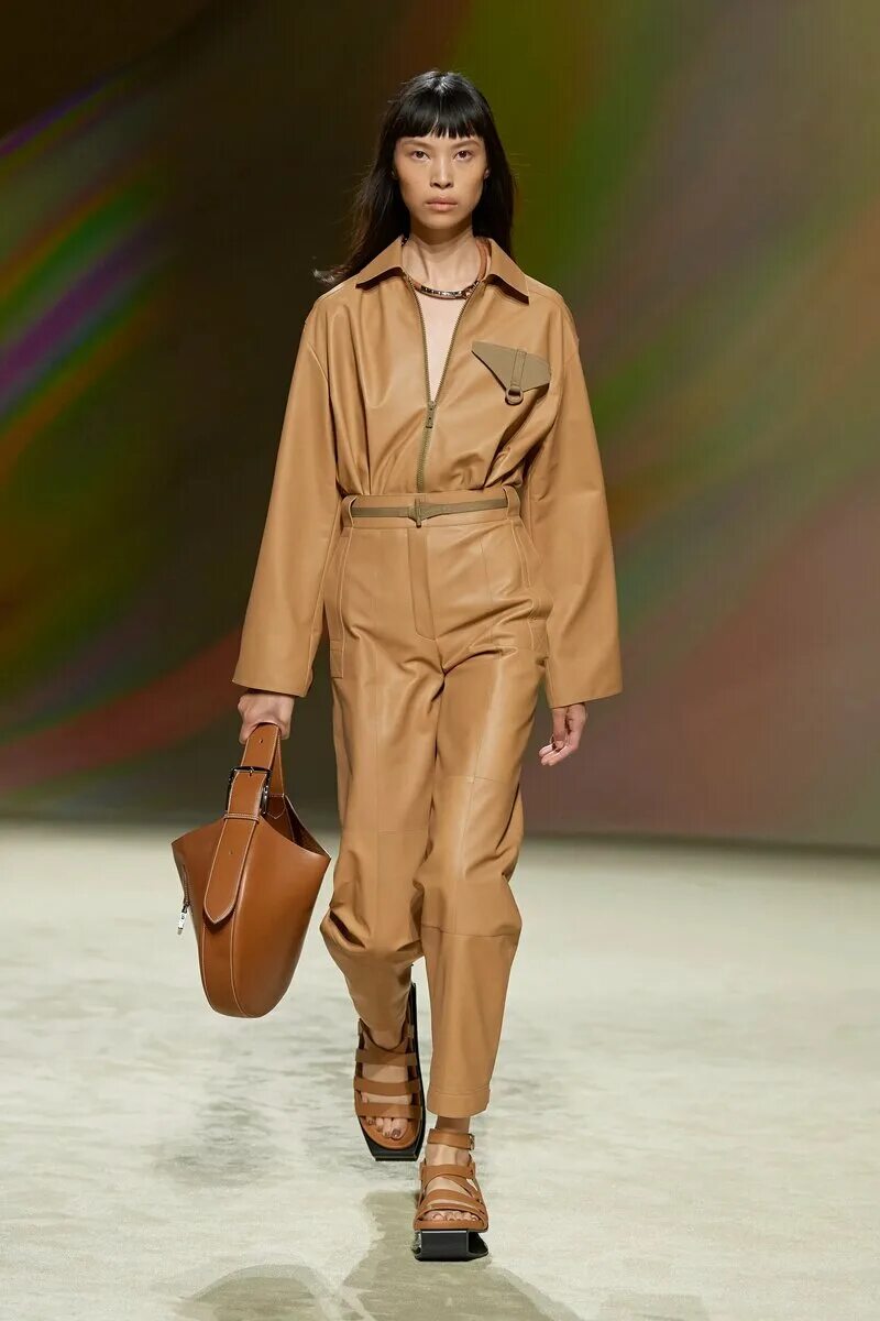 Гермес 2023. Hermes 2023 коллекция. Сумка Hermes 2023 ready to Wear. Модные вещи.