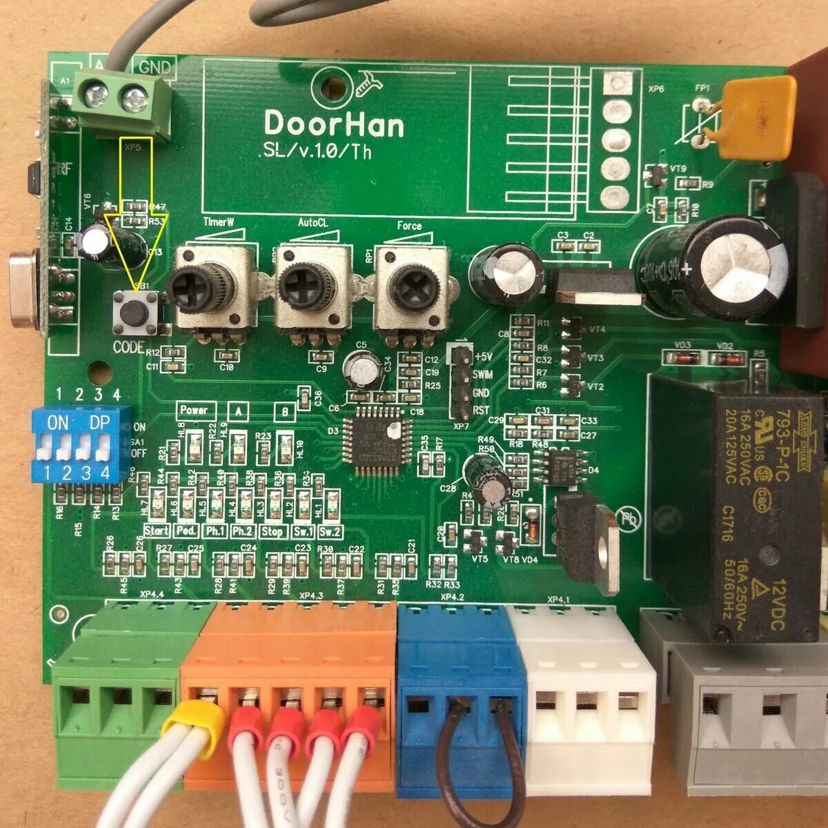 Doorhan gsm. Плата привода Дорхан 1300. Плата управления Дорхан Sliding 1300. DOORHAN PCB шлагбаум. DOORHAN PCB-SL.