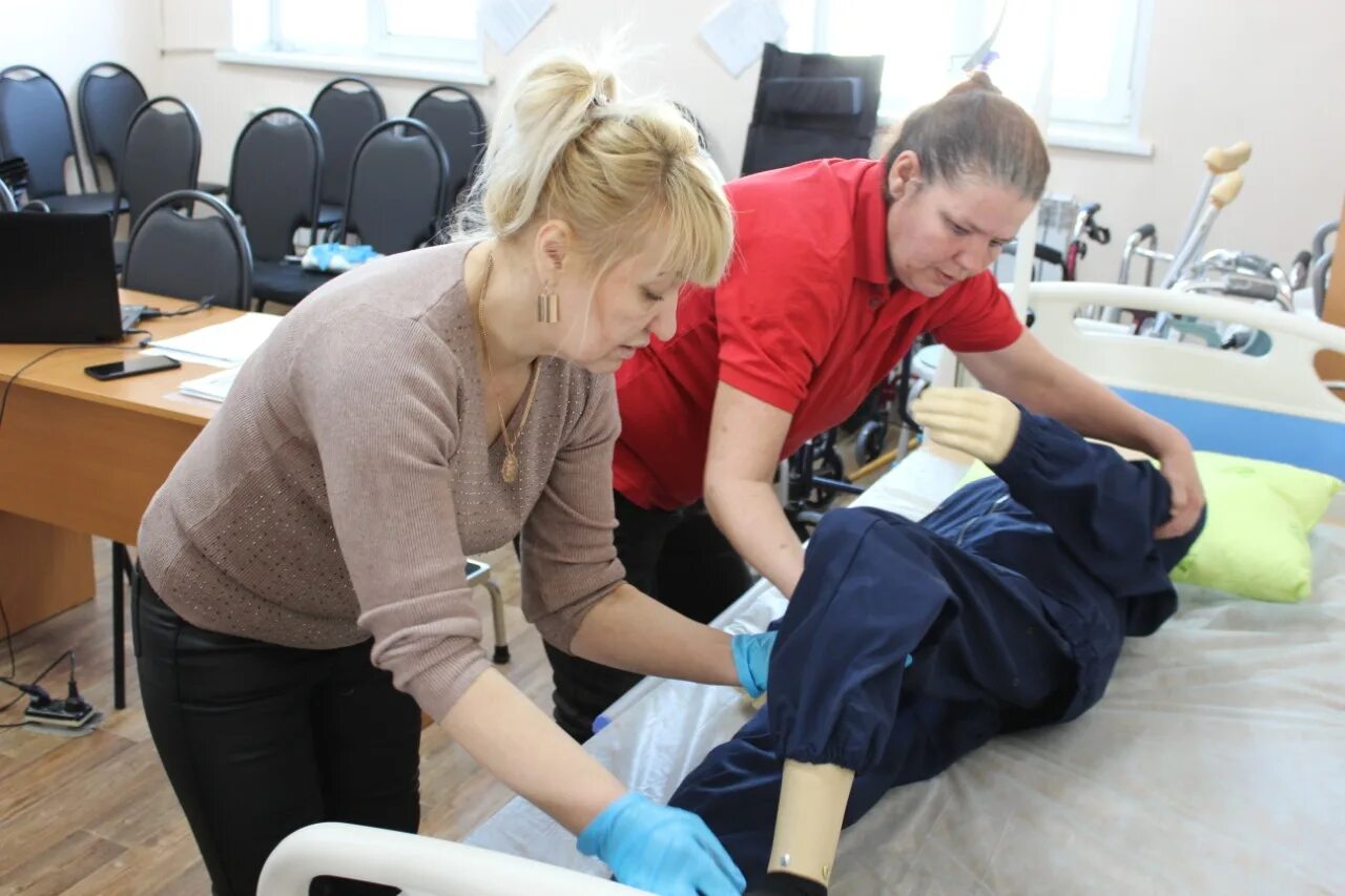 система долговременного ухода за гражданами пожилого возраста. долговременный уход за инвалидами. формы долговременного ухода. долговременный уход. долговременный уход за инвалидами.