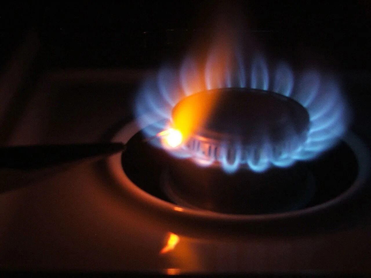 Газ придет. Газ. газ дома. бытовой газ. природный газ дома.