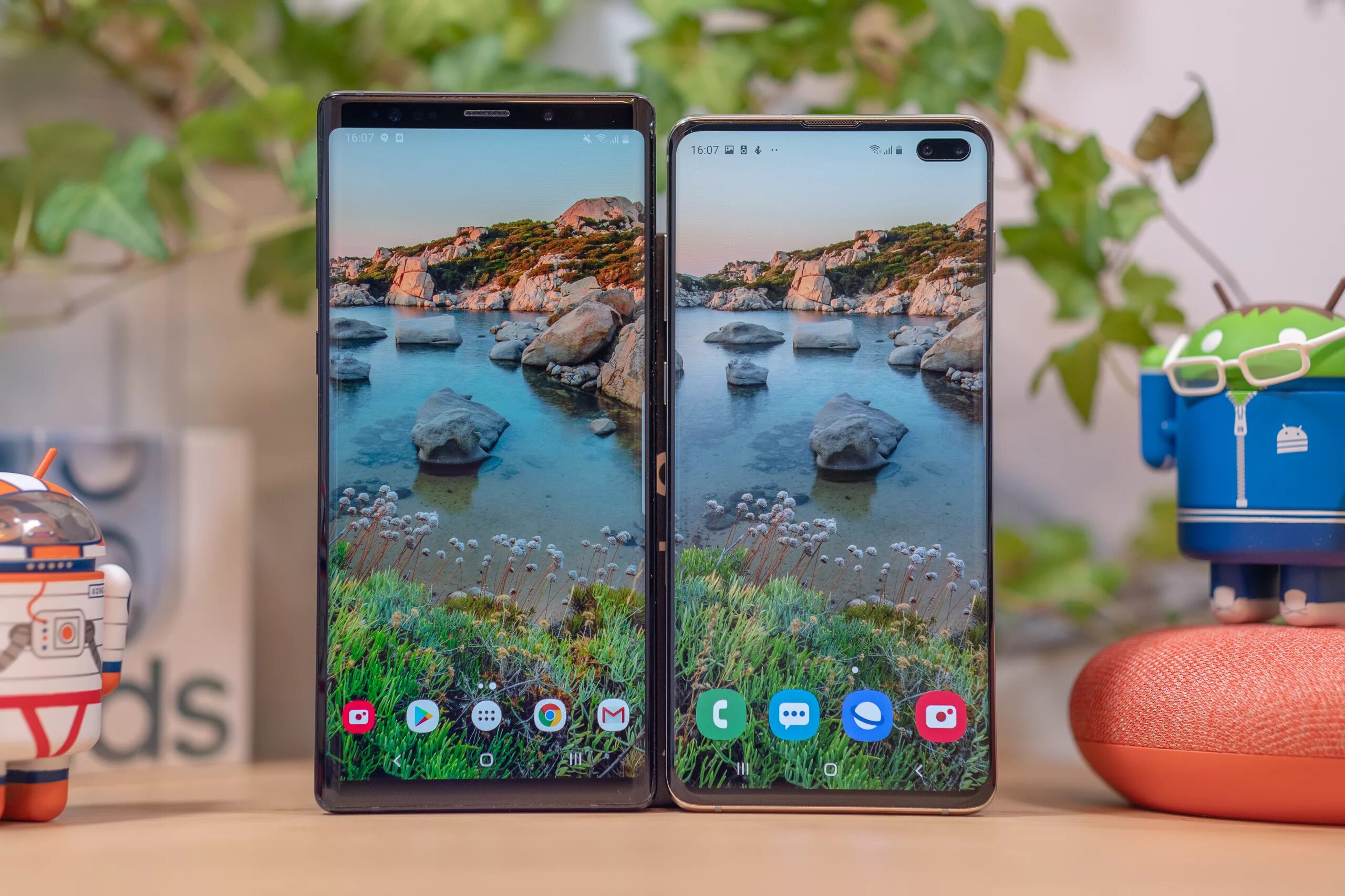 Samsung note 10 plus vs note. Samsung galaxy s10 plus. samsung s10 pro. samsung galaxy s10 и s10 plus. samsung s10 vs s20.