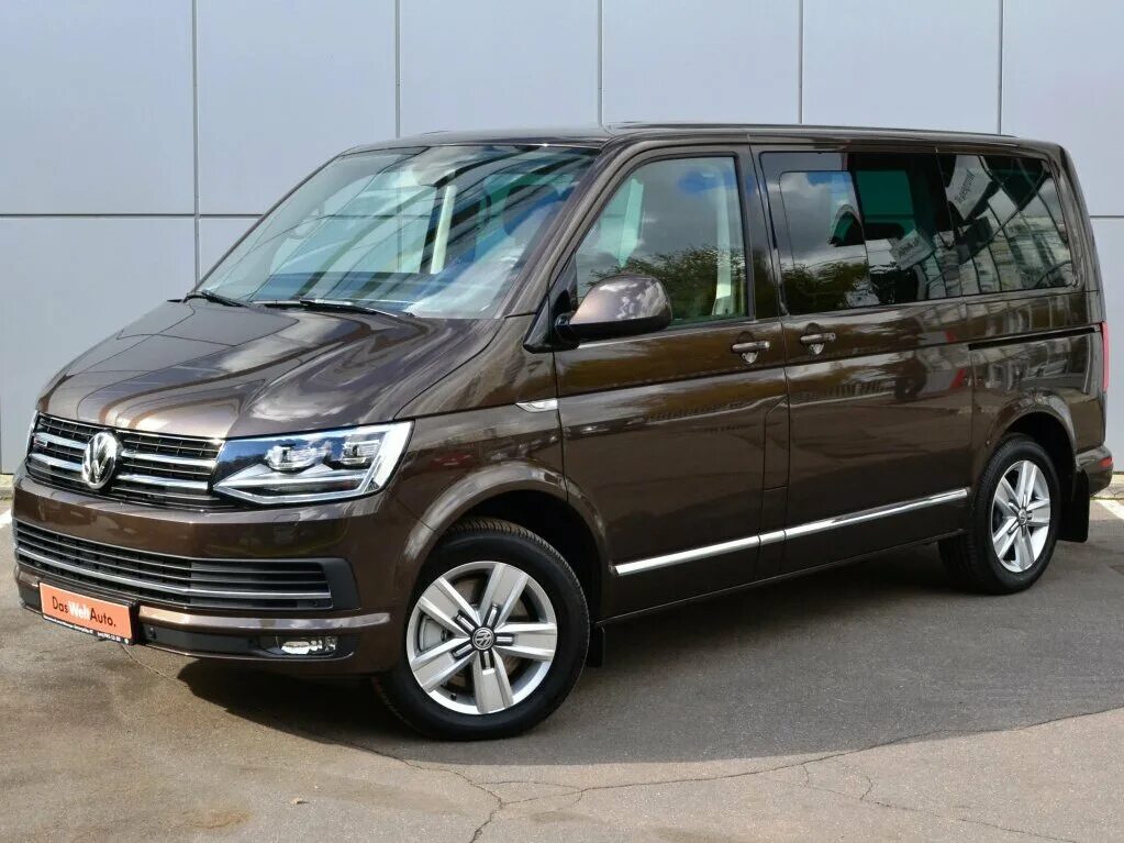 Купить фольксваген т5 в москве. Volkswagen Multivan t6 long. Volkswagen Мультивен Лонг t6. Фольксваген Мультивен 2016. Volkswagen Multivan t6.1 long.