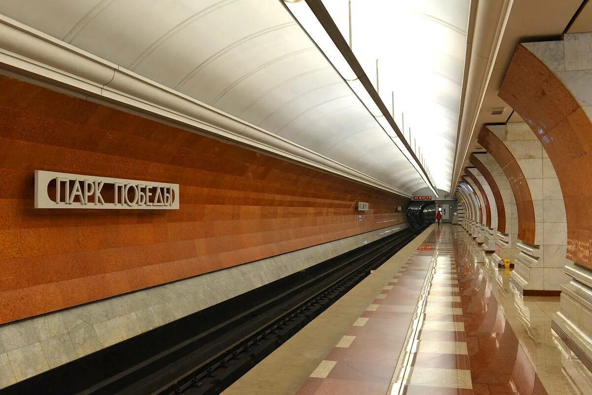 Глубокое метро в москве