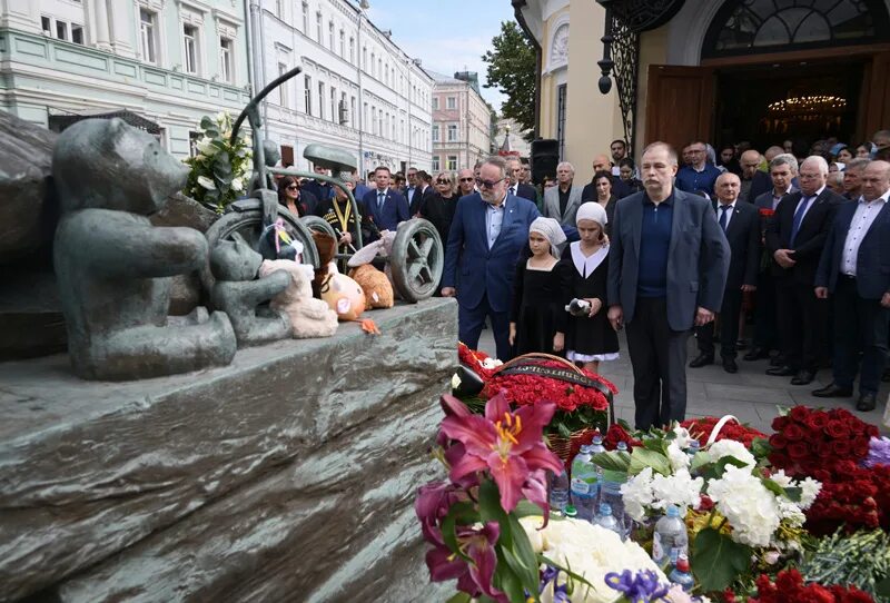 Памяти жертв теракта в москве