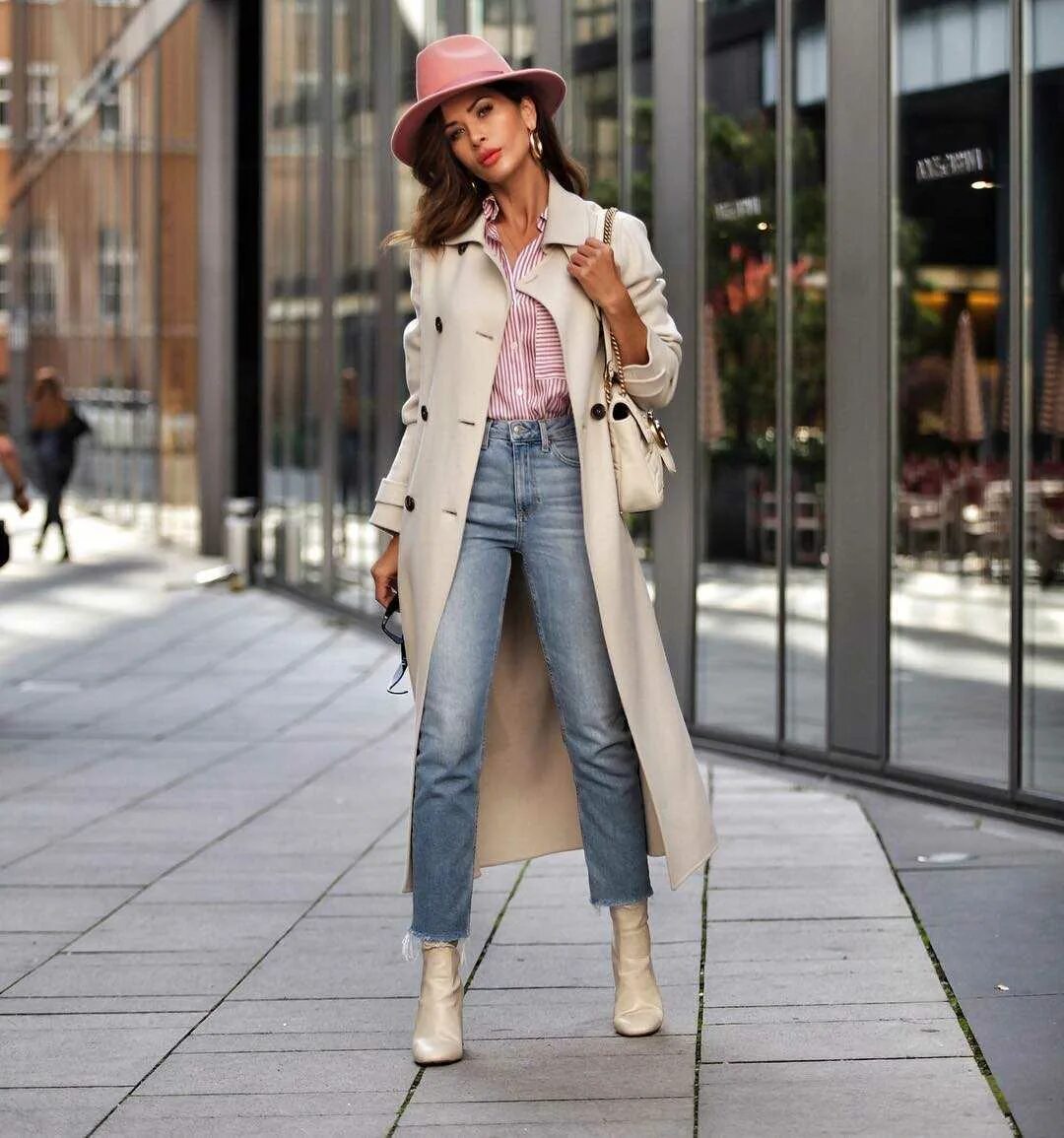 Фюсун линднер 2022. Модный блоггер линдер. Фюсун линдер образы 2020. Лук 30 годов. Фюсун линднер.