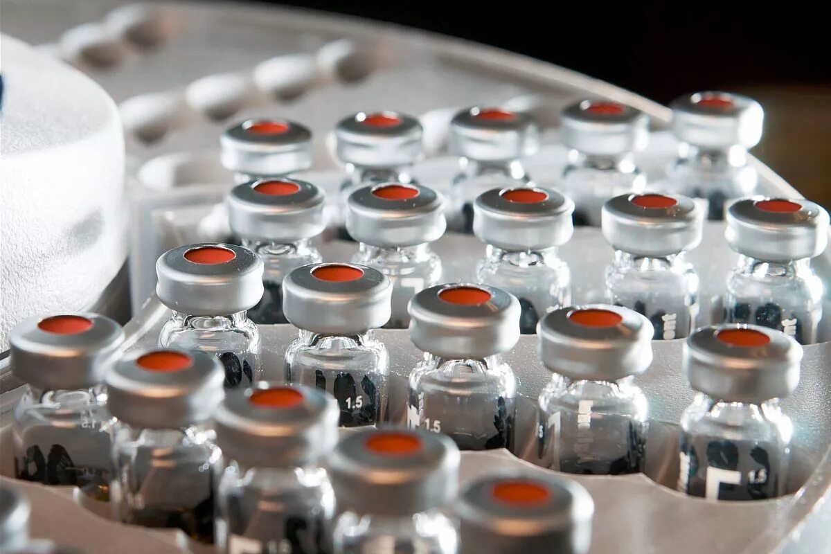 Изготовители вакцин. Разработка вакцины. Спутник v вакцина заводы в россии. Регданвимаб. Изготовители вакцин.