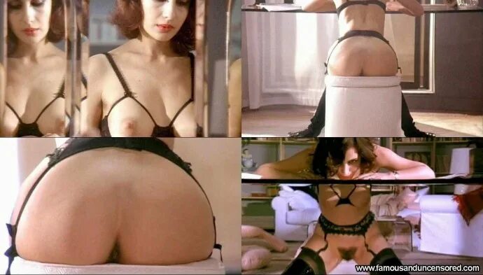 Голая Клаудия Колль 