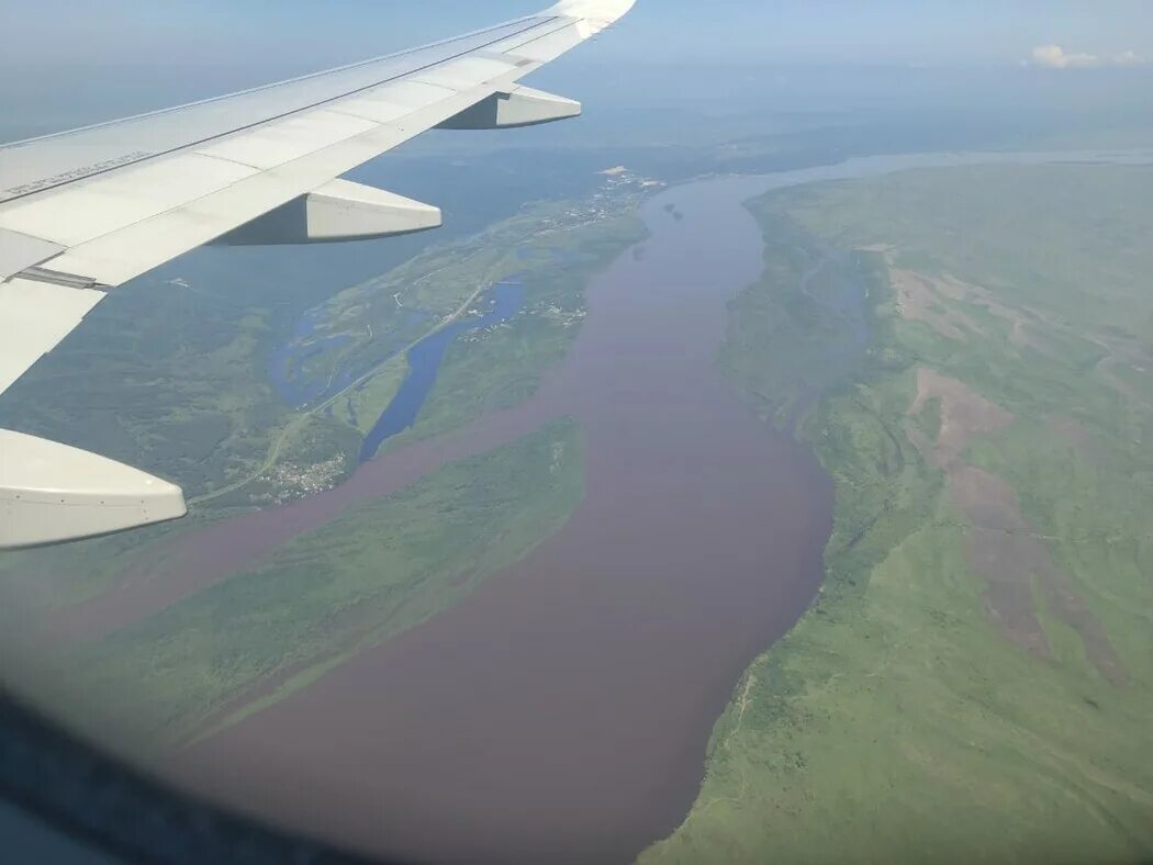 Сергеевка Амурская область. Благовещенск с высоты. Амур с самолета. Река Амур вид с самолета.