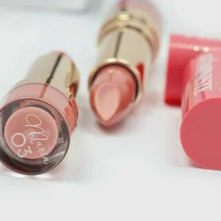 Vivienne sabo rouge